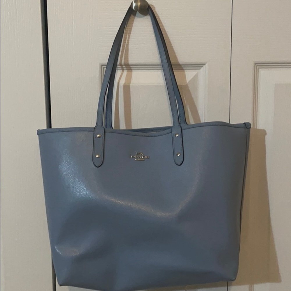 Coach purse with matching wallet